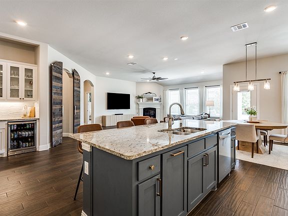 4th image of this home