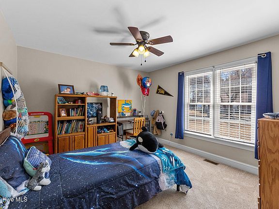 4th image of 710 Prestwick Drive