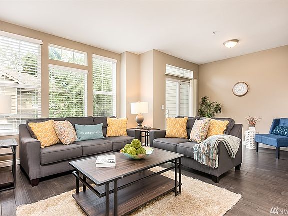 4th image of 2192 Newport Way NW #19-4