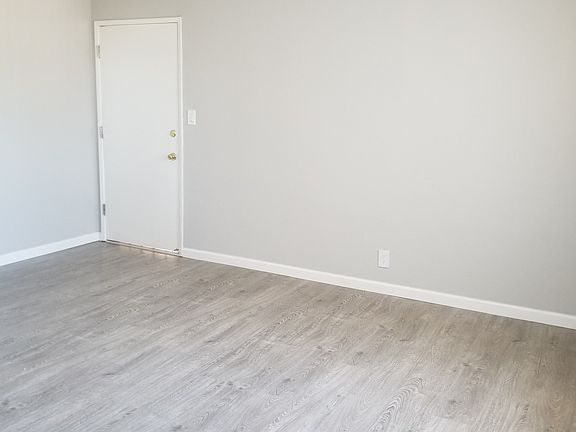 4th image of 1342 W 227th St APT 4
