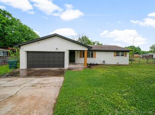 1201 N Euchee Creek Pl E, Sand Springs, OK 74063