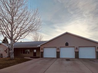 2003 17th Ave S, Brookings, SD 57006