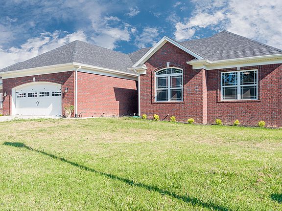 2nd image of 252 Fernwood Dr