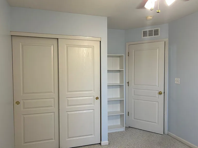 506 Conservatory Ln — Photo 21