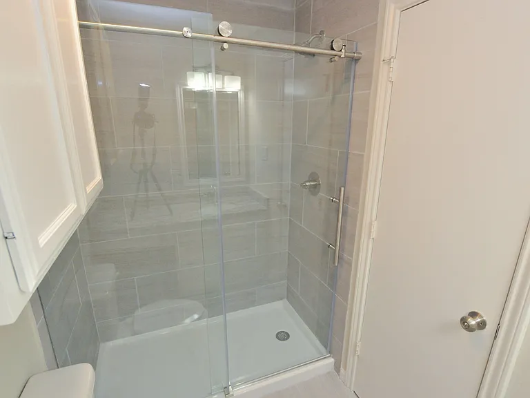 2100 Southwood Dr #13 — Photo 16