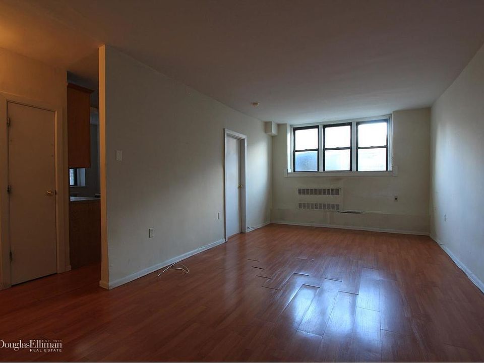 1st image of 30 Bay 29th St