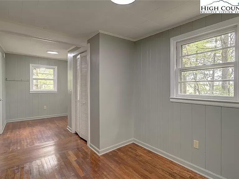 169 Hayes St — Photo 5