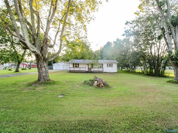 28255 Oak Grove Rd, Ardmore, AL 35739