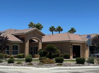 430 W Vista Del Lago Ave, Ridgecrest, CA 93555