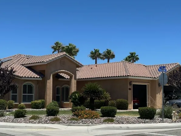 430 W Vista Del Lago Ave, Ridgecrest, CA 93555