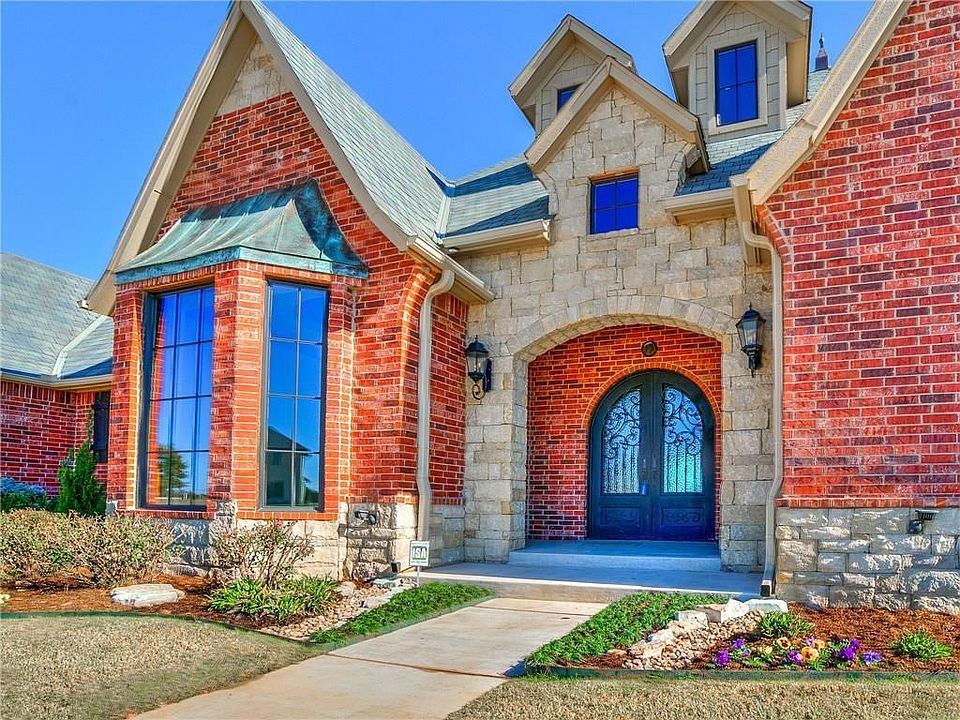 1st image of 21764 Villagio Dr