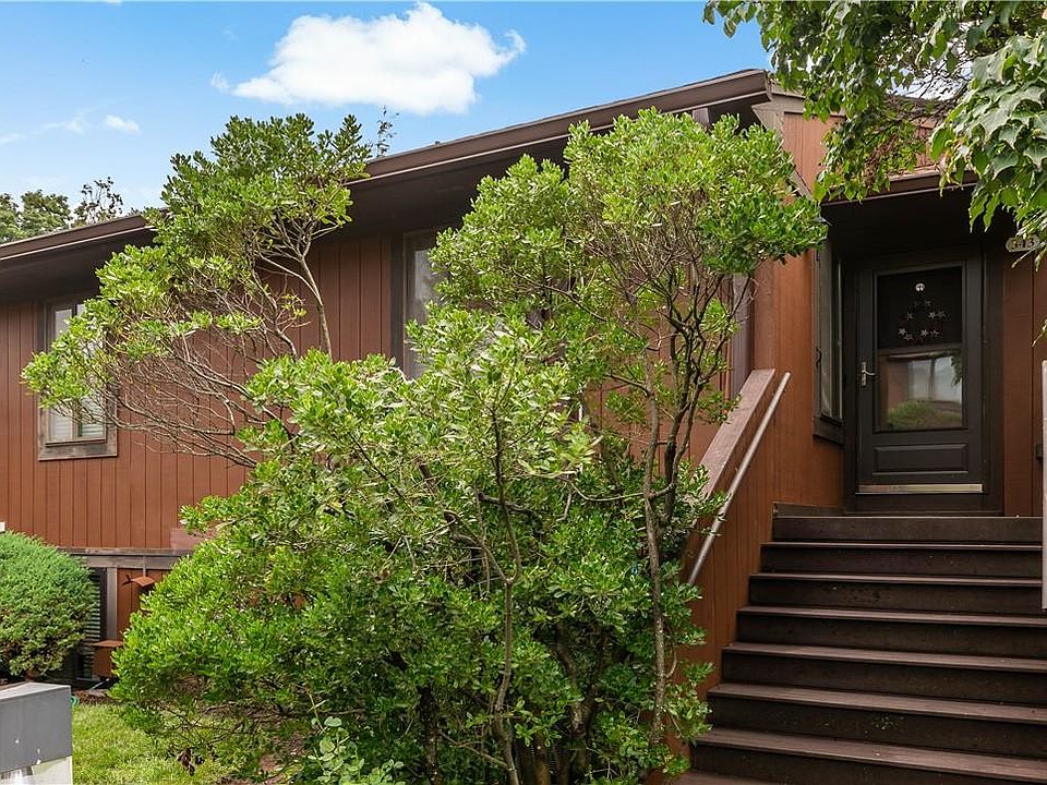 1st image of 343 Martling Avenue #343