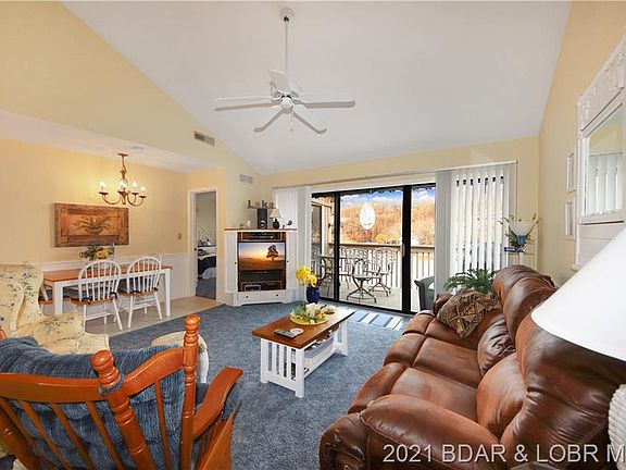 3rd image of 642 Indian Pointe #642