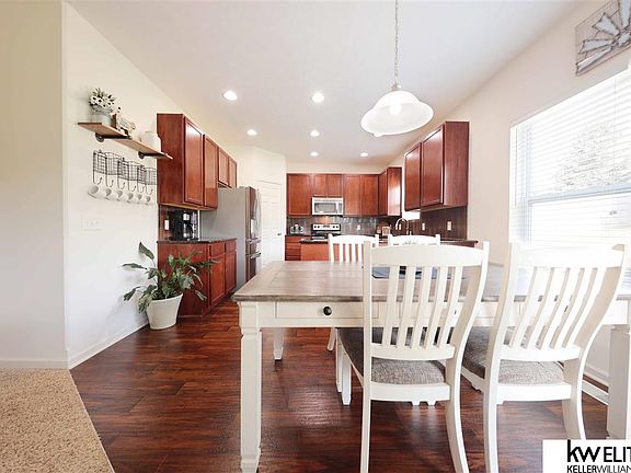 4th image of 20858 Flavin Cir