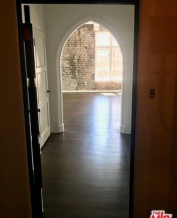 3rd image of 1287 N Crescent Heights Blvd APT F