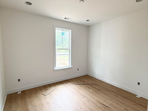 5th image of 3608 Byrd Road