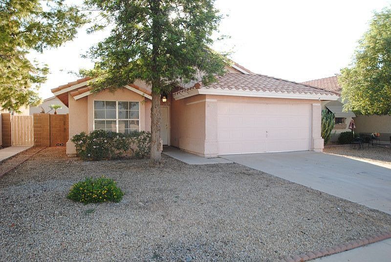 1st image of 2743 S 156th Ave