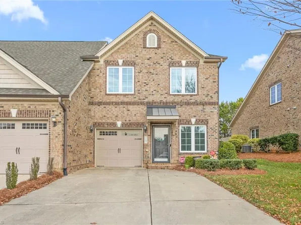 717 Piedmont Crossing Dr, High Point, NC 27265