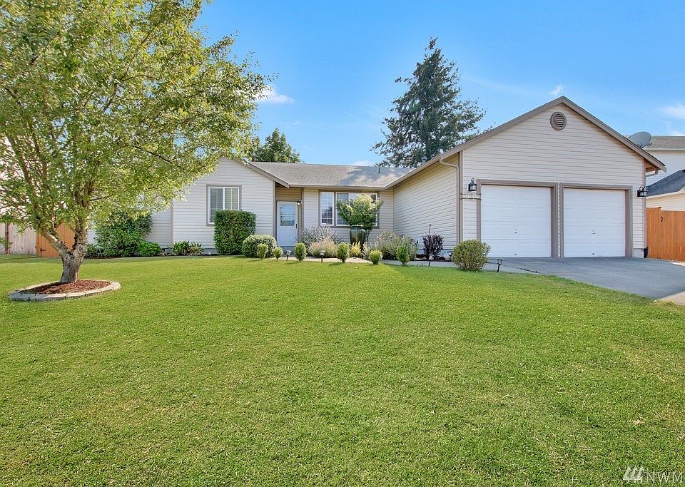 1st image of 21809 42nd Ave E