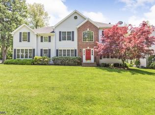 10 Fern Pl, Berkeley Heights, NJ 07922