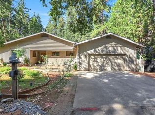 10910 Ridge Rd, Nevada City, CA 95959