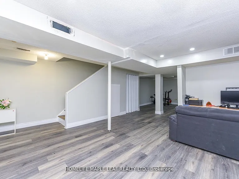 100 Alaskan Summit Ct W — Photo 43