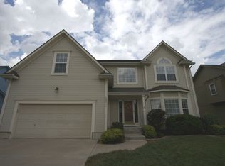 18500 W 117th St, Olathe, KS 66061