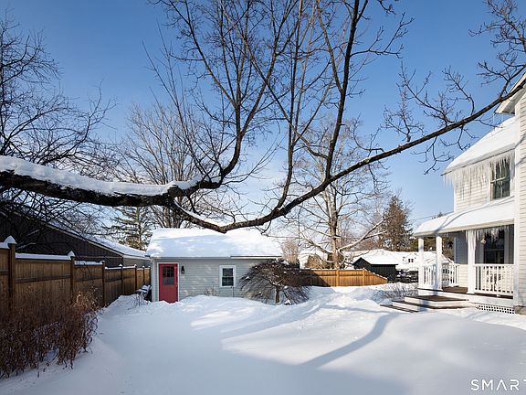 4th image of 16 Upper Main Street