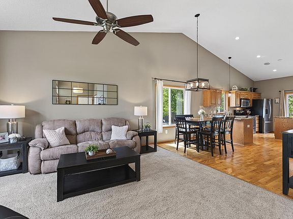 4th image of 9007 Cheyanne Cir