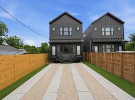 218 E 37th St, Houston, TX