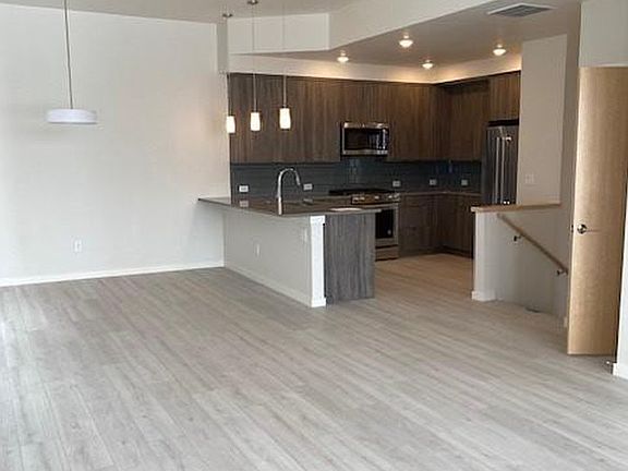 4th image of 735 Kubat Ln #14-C