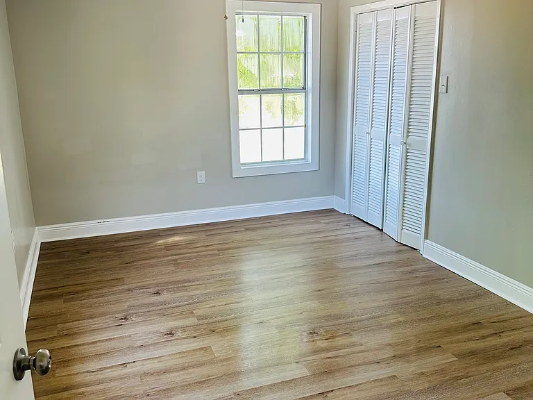 Upstairs BR 4