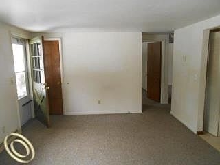5th image of 7188 Edwina Ln