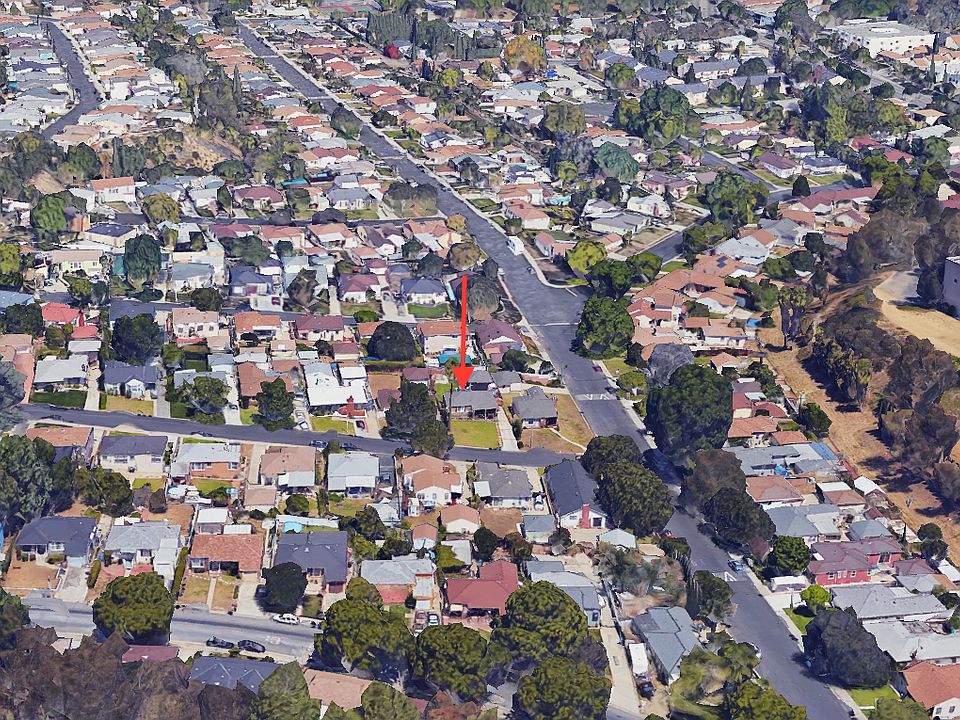 2nd image of 4643 Edelle Pl
