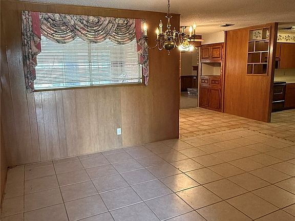5th image of 4929 Margo Dr