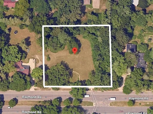 5302 Raymond Rd, Madison, WI 53711