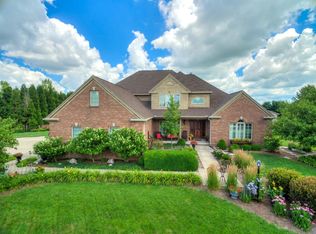 4210 Summer Field Rd, Champaign, IL 61822