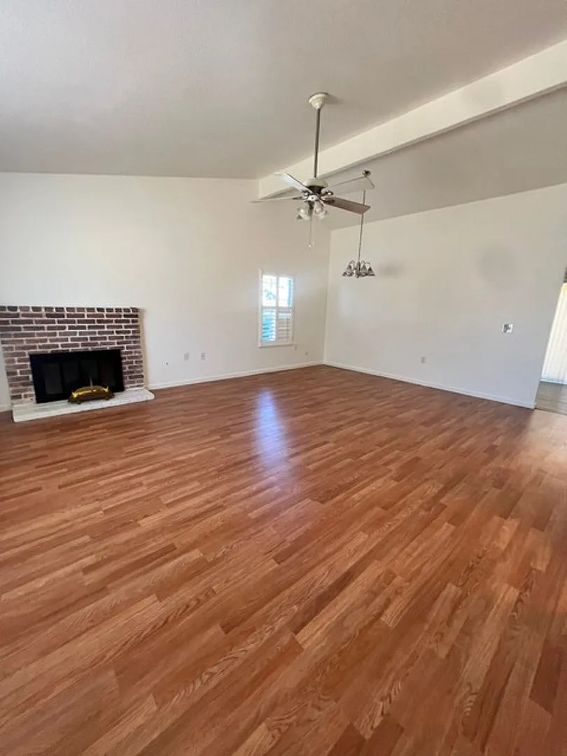 1316 Chukar St — Photo 2