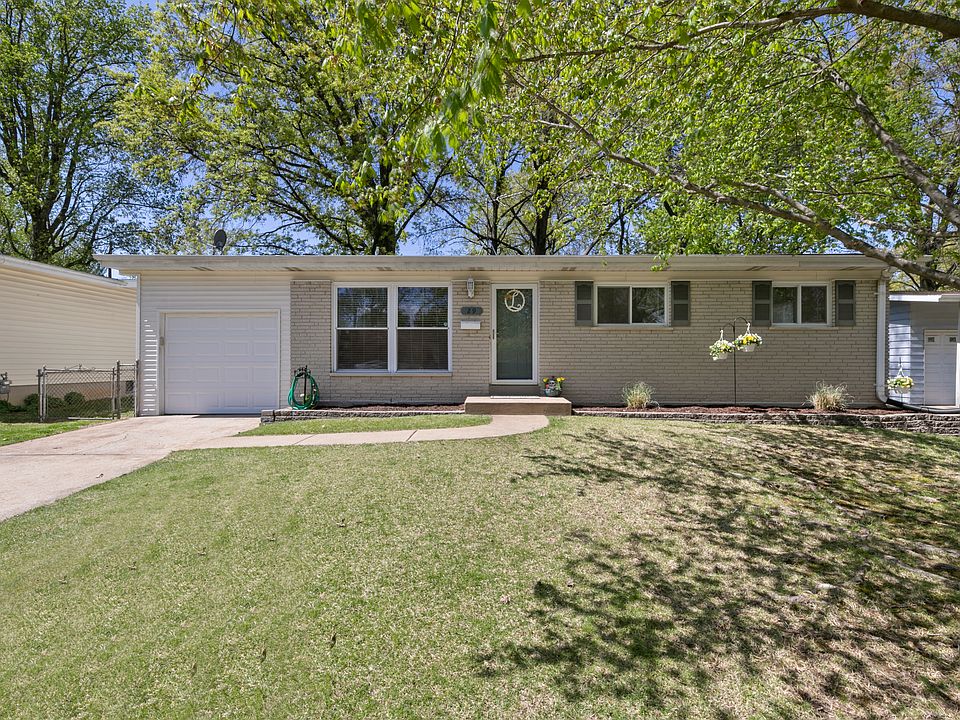1st image of 29 San Mateo Dr