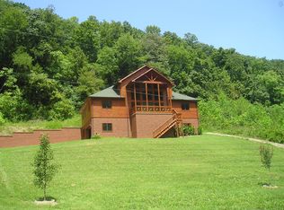 375 Buckeye Hollow Rd, Smithville, TN 37166
