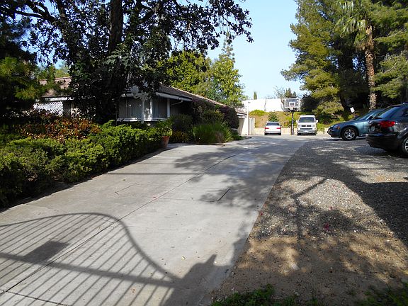 2nd image of 10572 Orange Park Blvd