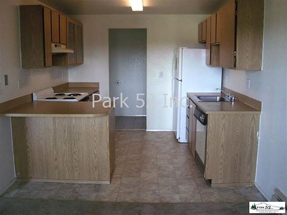 4th image of 5001 S Orchard St APT B