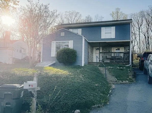 29 Orchard Rd, Staunton, VA 24401