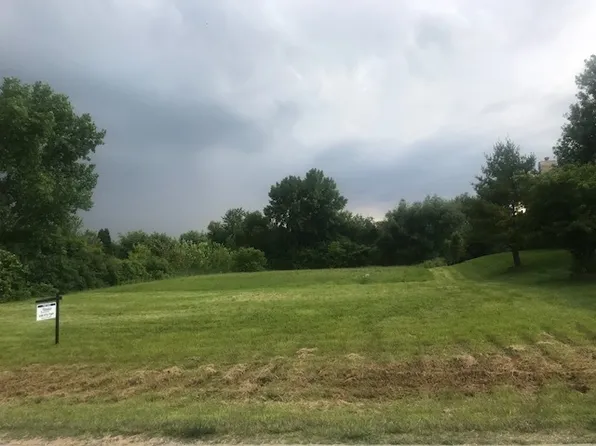 204 Ring Neck Ln, Bloomingdale, IL 60108