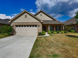 410 Bay Tree Ln SW, Huntsville, AL 35824