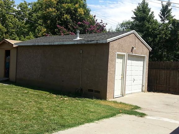 4th image of 3525 42nd St