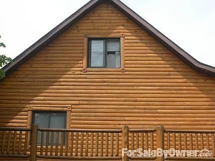 SOUTH END OF HOUSE AND DECK