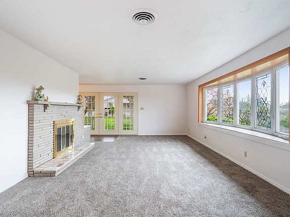 5th image of 14645 Blue Dell Ln