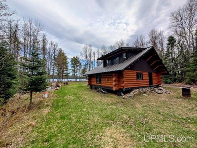 222 Reitmeyer Dr, Iron River, MI, 49935