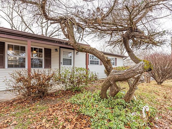 3rd image of 12917 Recreation Dr